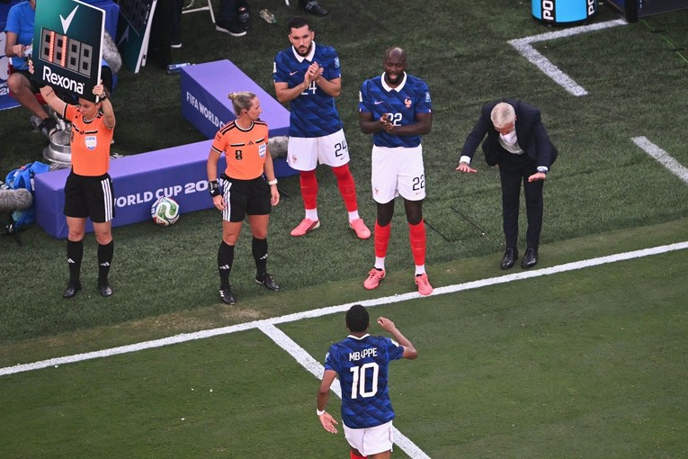 Mbappe celebrerer